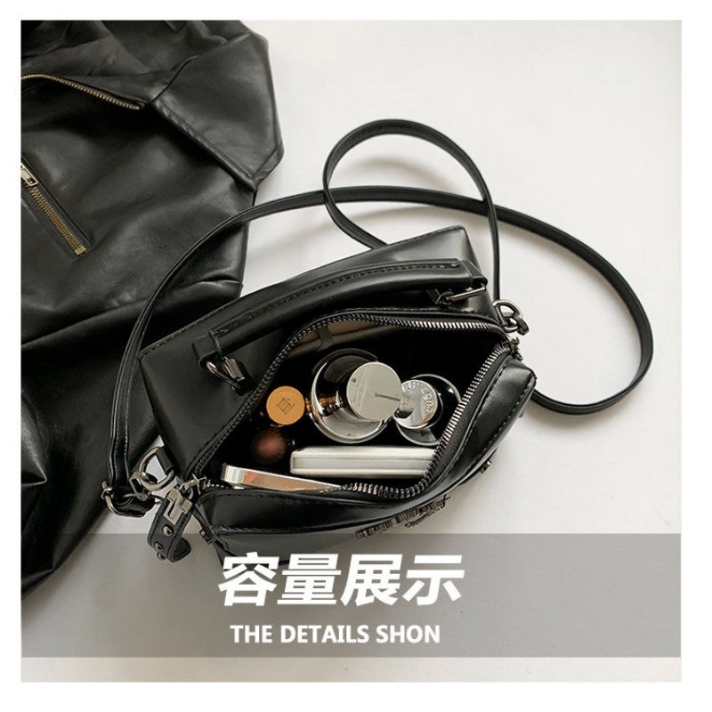 Best-selling Punk Motorcycle Style Cross Handheld Box Bag Heavy-duty Rivet Pillow Bag Skull Single-shoulder Crossbody
