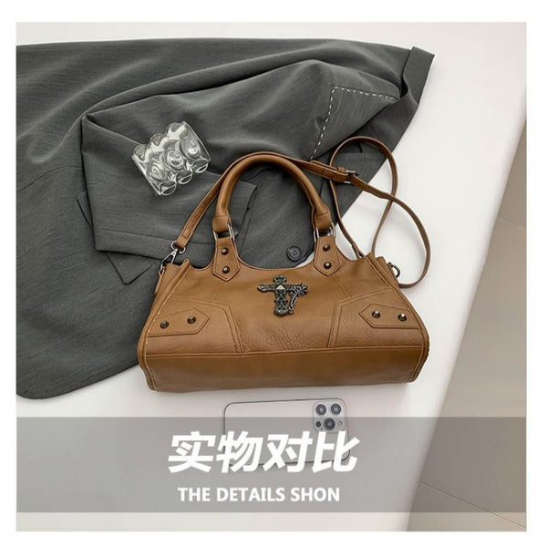 Millennium motorcycle bag punk armpit bag 2026 new handbag rivet bag cross street shoulder bag