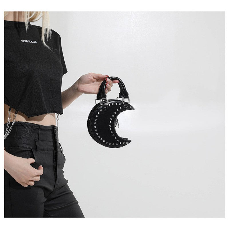 European and American punk style studded moon bag for women, niche design, fashionable chain single-shoulder cute saddle bag