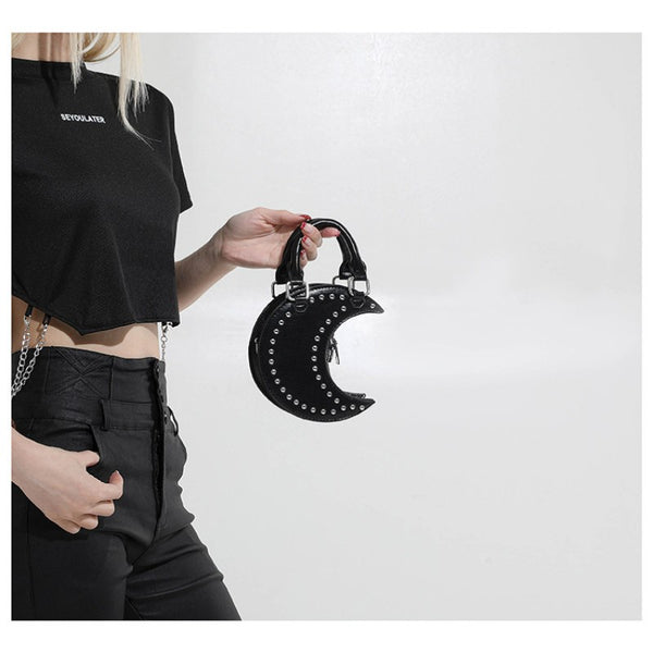 European and American punk style studded moon bag for women, niche design, fashionable chain single-shoulder cute saddle bag
