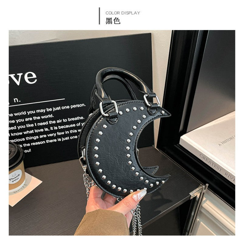 European and American punk style studded moon bag for women, niche design, fashionable chain single-shoulder cute saddle bag