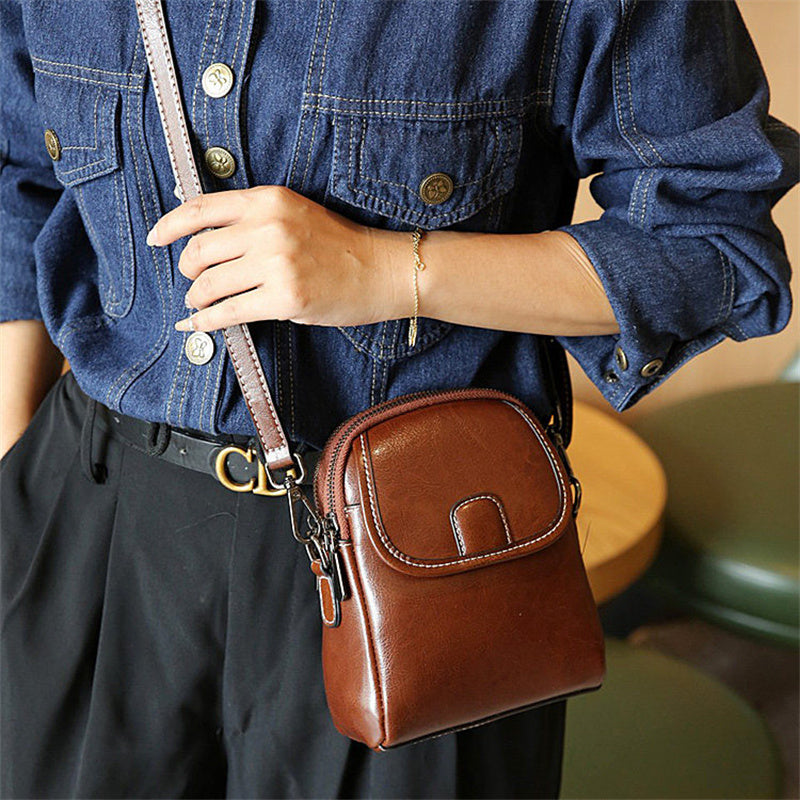 Women's Soft Leather Crossbody Phone Bag – Versatile & Elegant Small Shoulder Bag