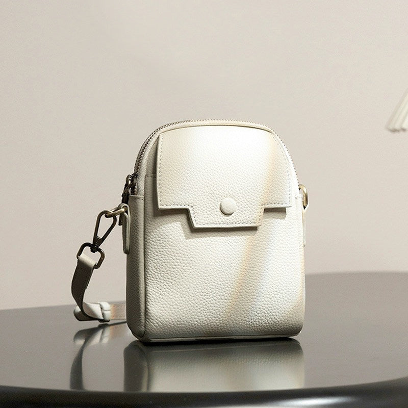 Sophisticated Genuine Leather Phone Crossbody Bag – Compact Everyday Shoulder Purse for Women, Chic & Versatile