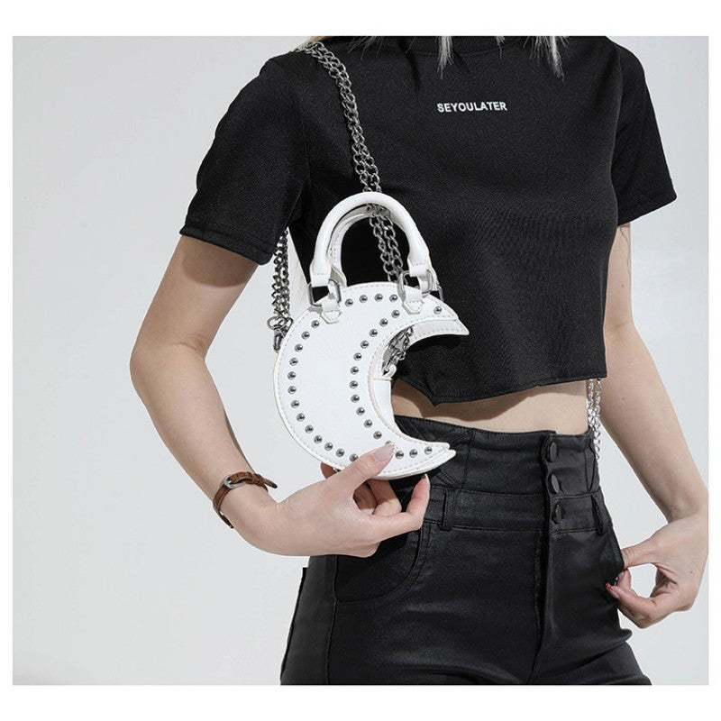 European and American punk style studded moon bag for women, niche design, fashionable chain single-shoulder cute saddle bag