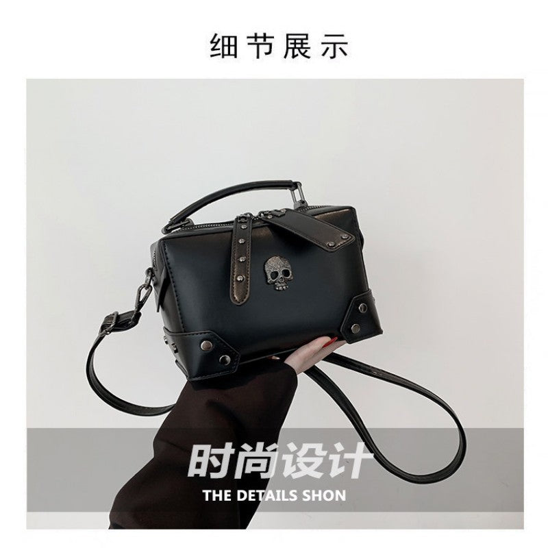 Best-selling Punk Motorcycle Style Cross Handheld Box Bag Heavy-duty Rivet Pillow Bag Skull Single-shoulder Crossbody