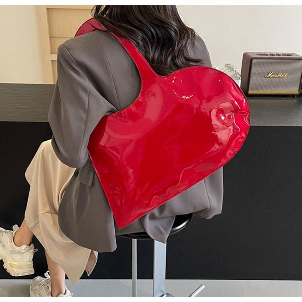 INS-style solid color glossy heart-shaped handbag women's bag 2026 summer fashionable shoulder bag