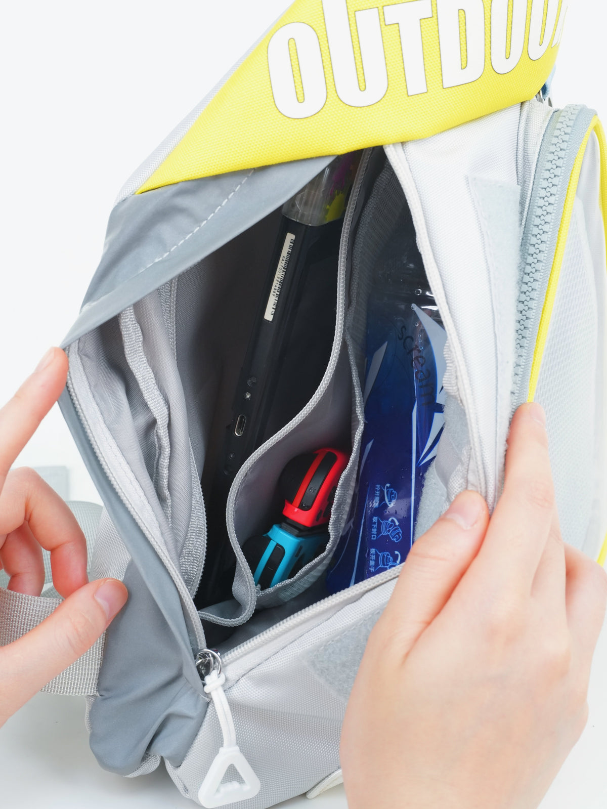 Tomorrow's Ark Final Land Fan Shoulder Cross Chest Bag