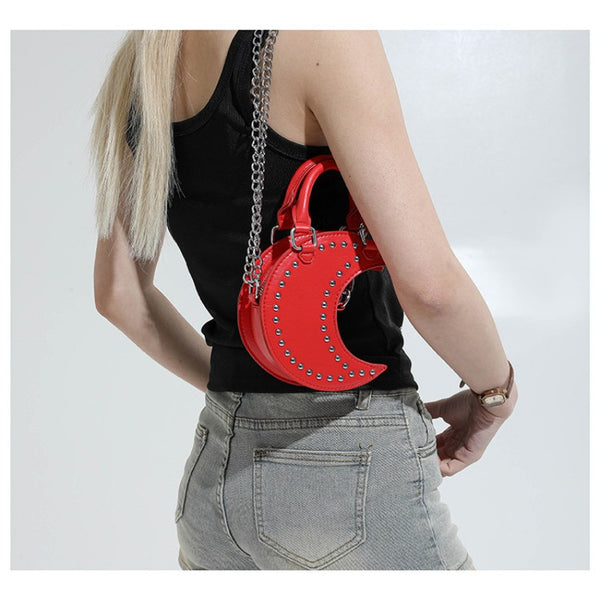 European and American punk style studded moon bag for women, niche design, fashionable chain single-shoulder cute saddle bag