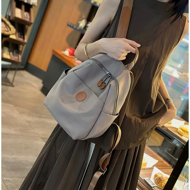Stylish Lightweight Oxford Backpack for Women – Versatile Commuter Travel Bag