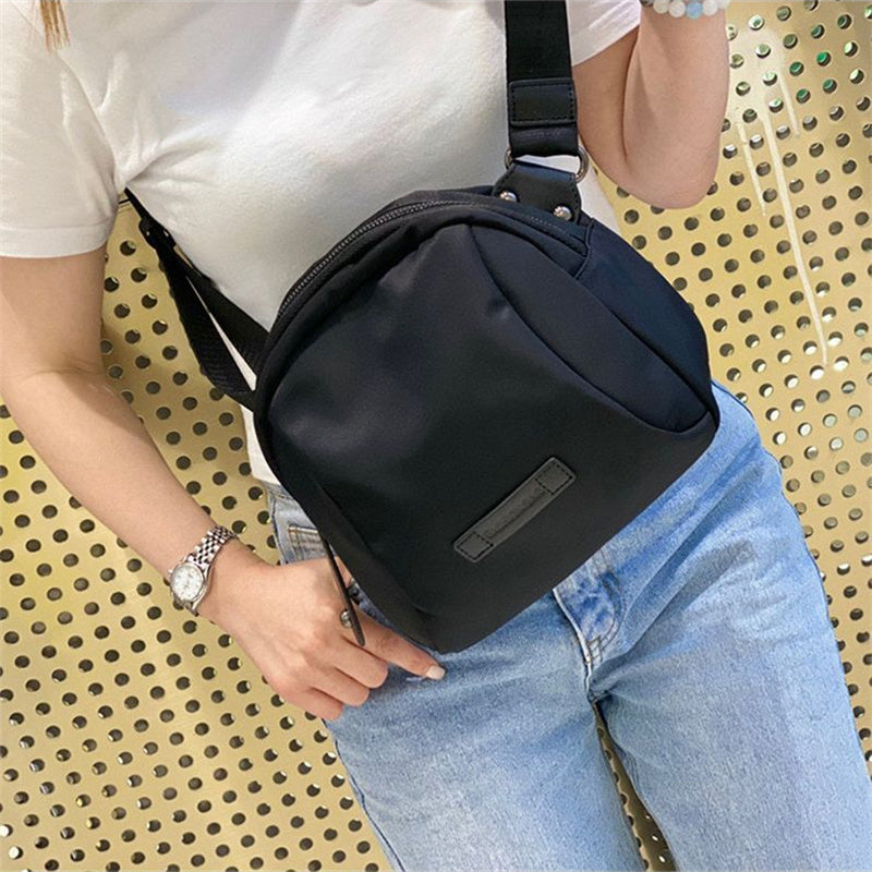 Chic Shell-Shaped Crossbody Tote – Spacious, Lightweight & Waterproof, Perfect Casual Bag for Women