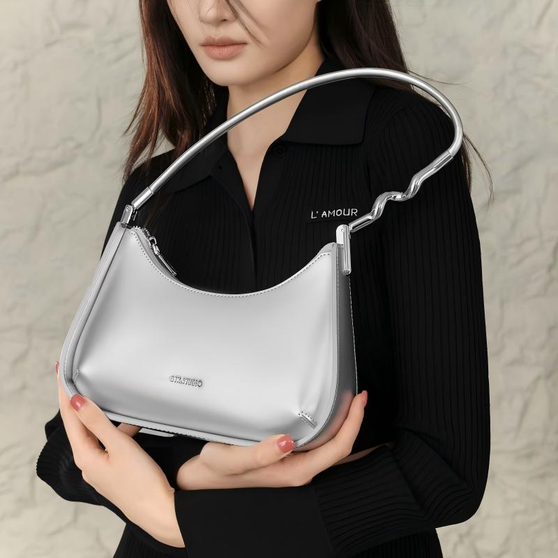 Minimalist Hobo Underarm Bag, Premium Baguette-Style Niche Cowhide Crescent Bag