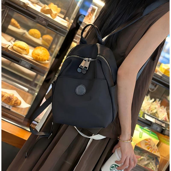 Stylish Lightweight Oxford Backpack for Women – Versatile Commuter Travel Bag