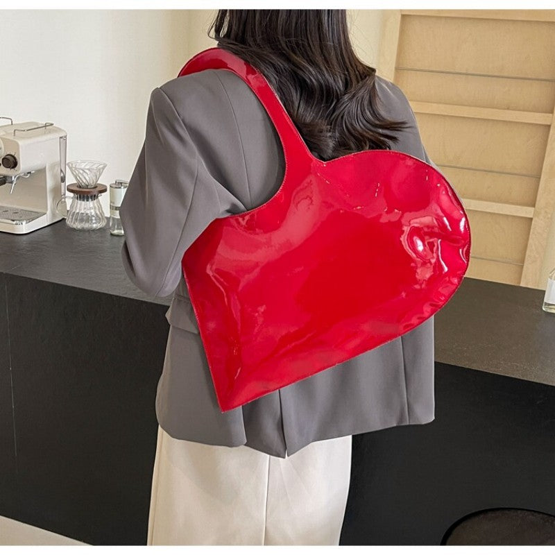 INS-style solid color glossy heart-shaped handbag women's bag 2026 summer fashionable shoulder bag