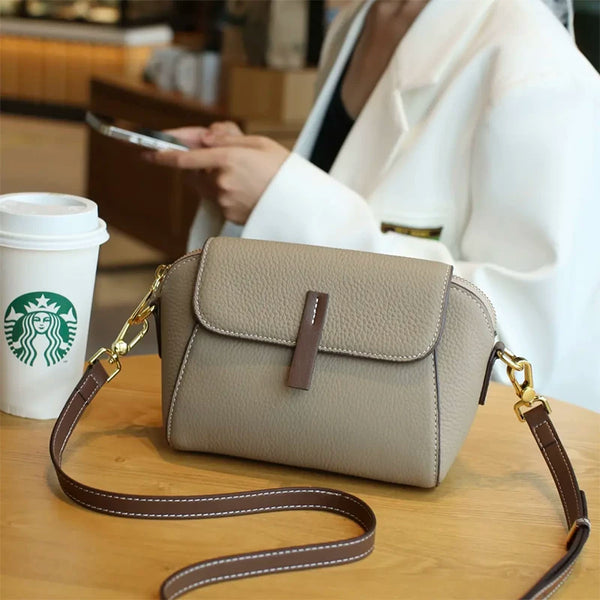 Women's Large Capacity Shoulder Crossbody Bag – Premium & Elegant