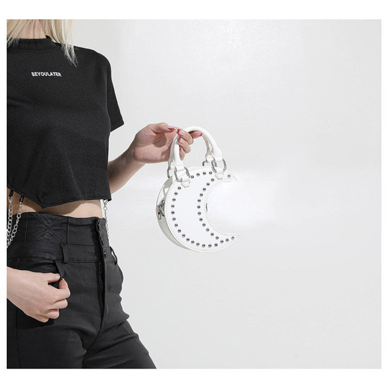 European and American punk style studded moon bag for women, niche design, fashionable chain single-shoulder cute saddle bag