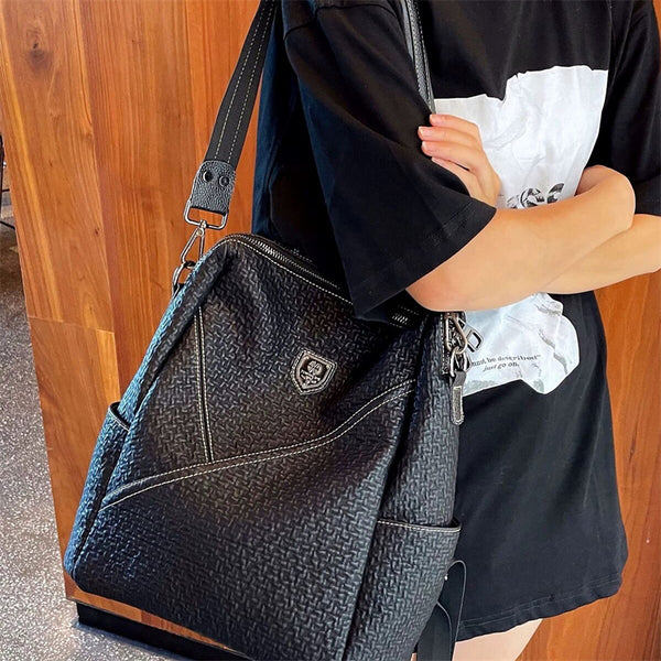 Premium Leather Backpack for Women – Chic & Minimalist Casual Travel Bag, Versatile Daypack with Sophisticated Design back-bag
