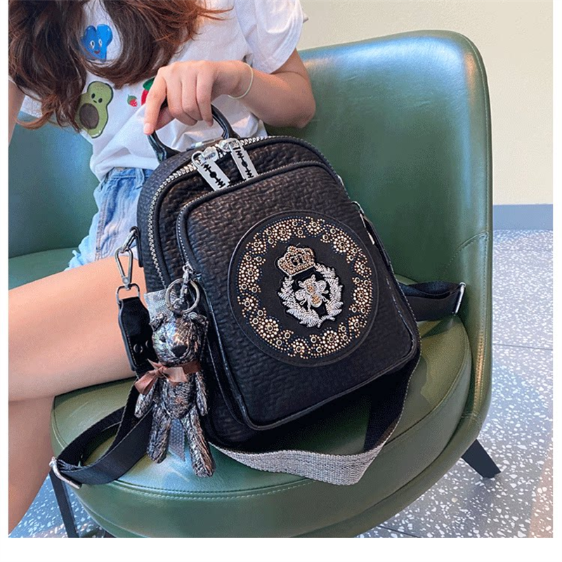 Korean-Style Crystal-Studded Women's Backpack – Premium Cowhide Leather Travel Bag, Large Capacity Versatile Casual Daypack Main image