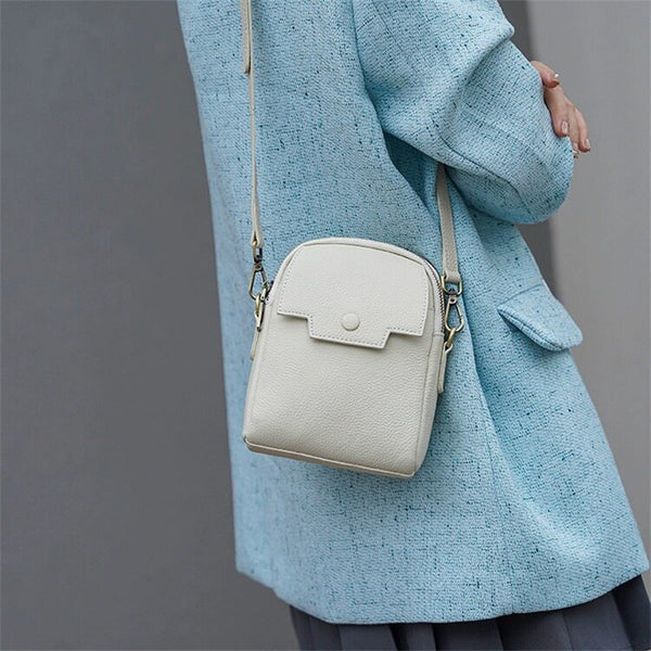 Sophisticated Genuine Leather Phone Crossbody Bag – Compact Everyday Shoulder Purse for Women, Chic & Versatile