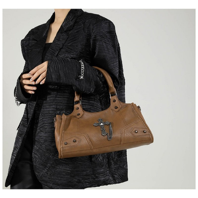 Millennium motorcycle bag punk armpit bag 2026 new handbag rivet bag cross street shoulder bag