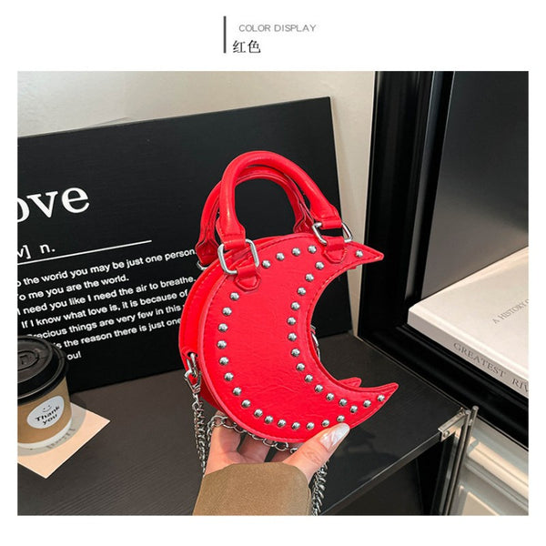 European and American punk style studded moon bag for women, niche design, fashionable chain single-shoulder cute saddle bag