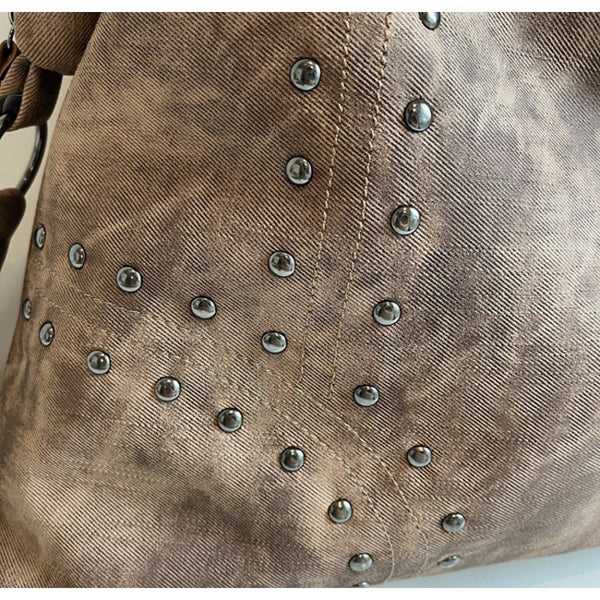 Vintage Punk Style Rivet Single-Shoulder Bag for Women Fashionable Commuter Bag Single-Shoulder Bag