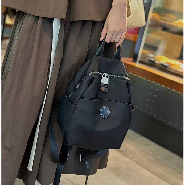Stylish Lightweight Oxford Backpack for Women – Versatile Commuter Travel Bag