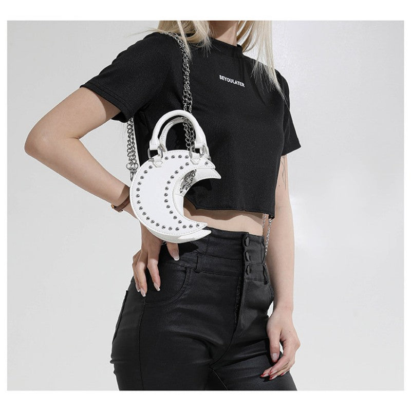 European and American punk style studded moon bag for women, niche design, fashionable chain single-shoulder cute saddle bag