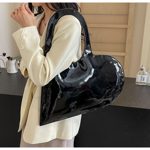 INS-style solid color glossy heart-shaped handbag women's bag 2026 summer fashionable shoulder bag